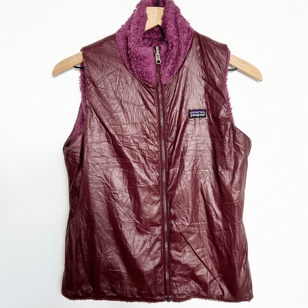 Patagonia Women Retro Classic Nubby Fleece Magenta Reversible Vest - Picture 3 of 5